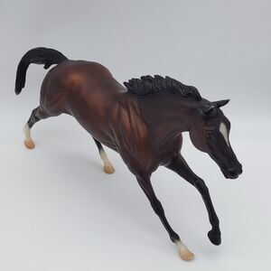 Breyer 476 Cigar Famous Thoroughbred Racehorse Model Horse